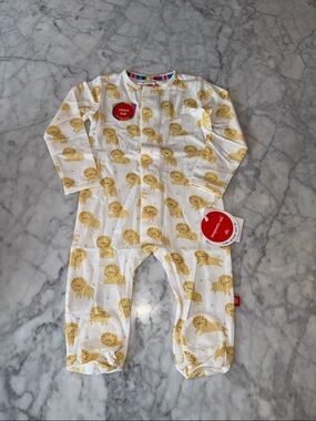 NWT MAGNETIC ME MODAL LION FOOTIE 6/9M